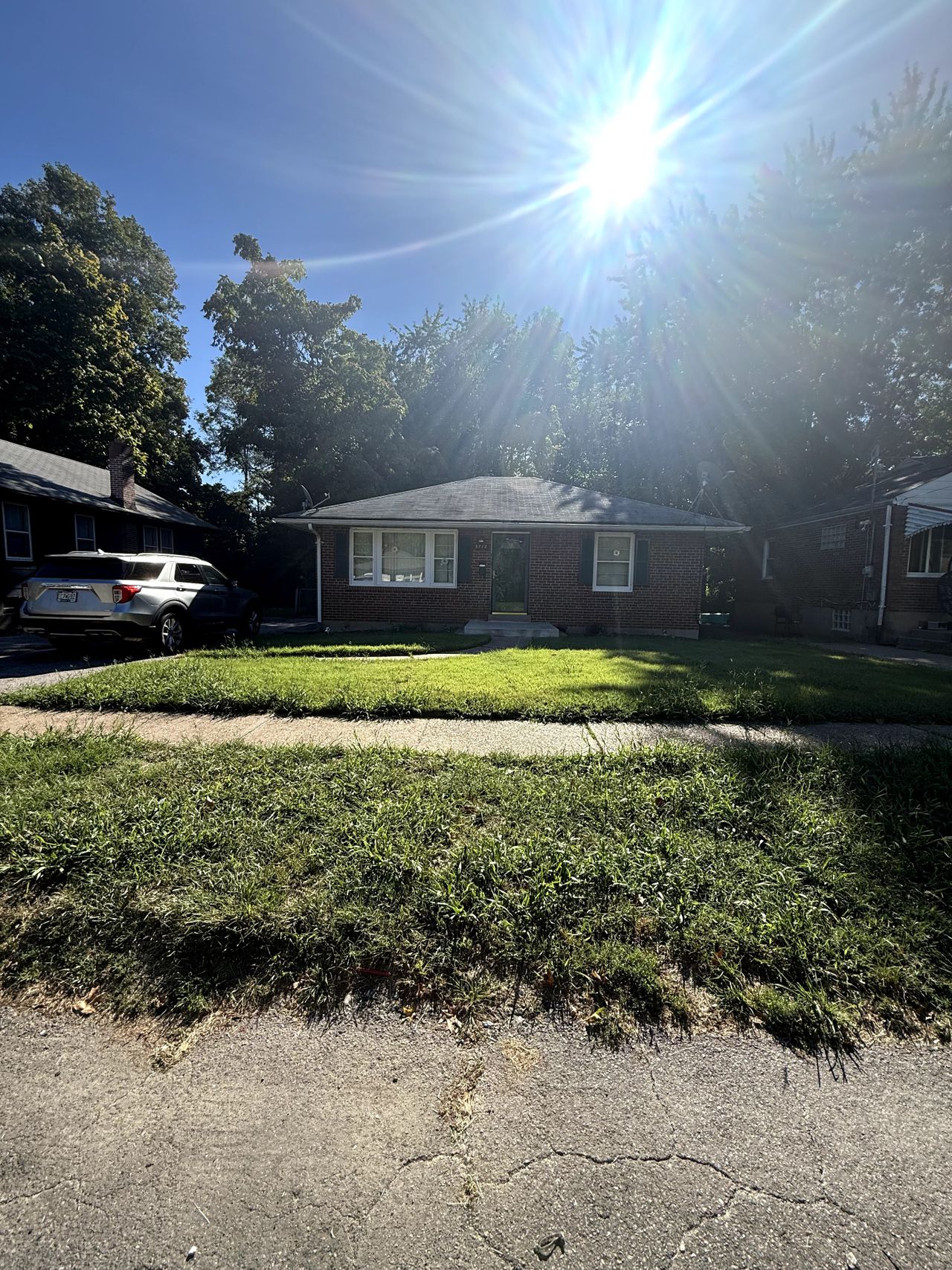 Main property photo