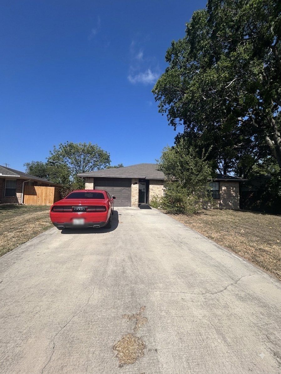 Main property photo